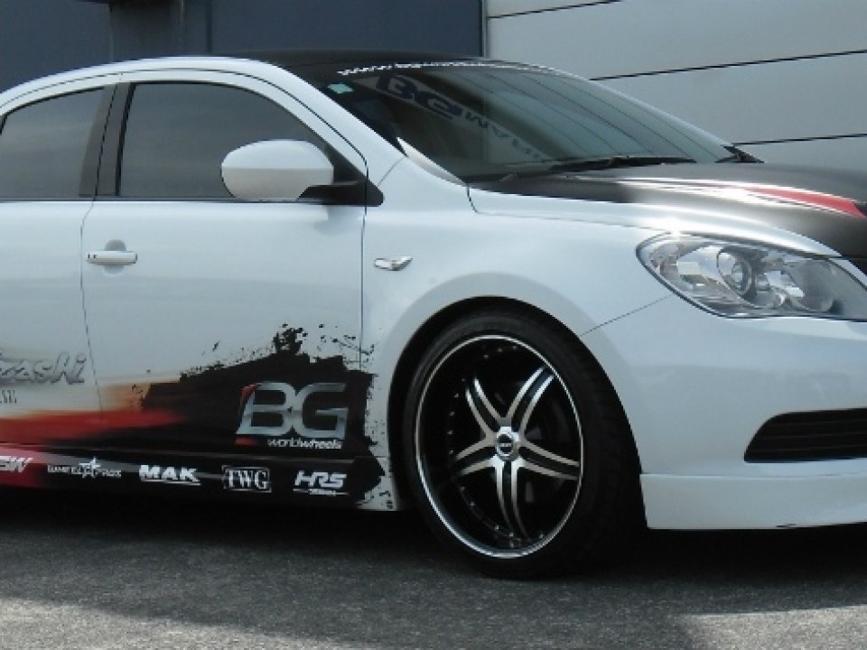 Suzuki Kizashi 20 BGW Wepon